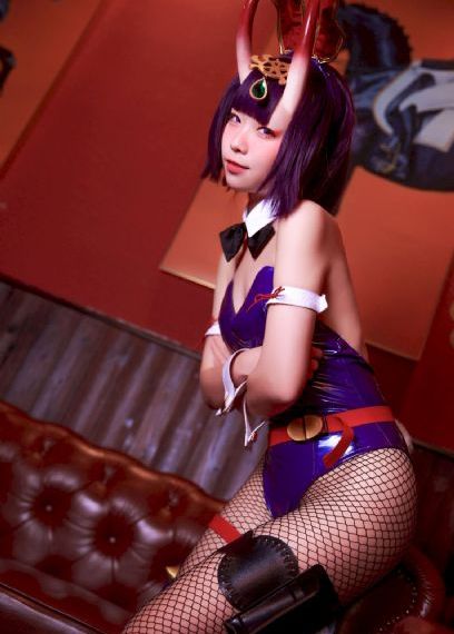 她美丽
