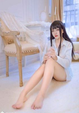 寂寞空庭春欲晚