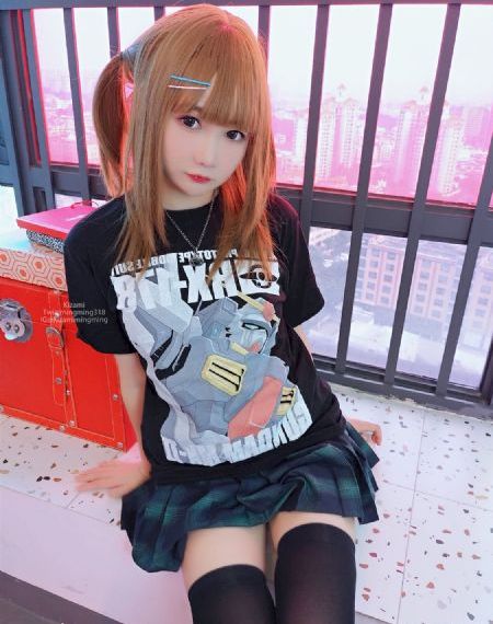 绣榻春